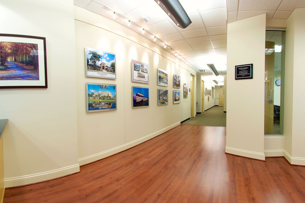 commercial real estate photography : gallery wall