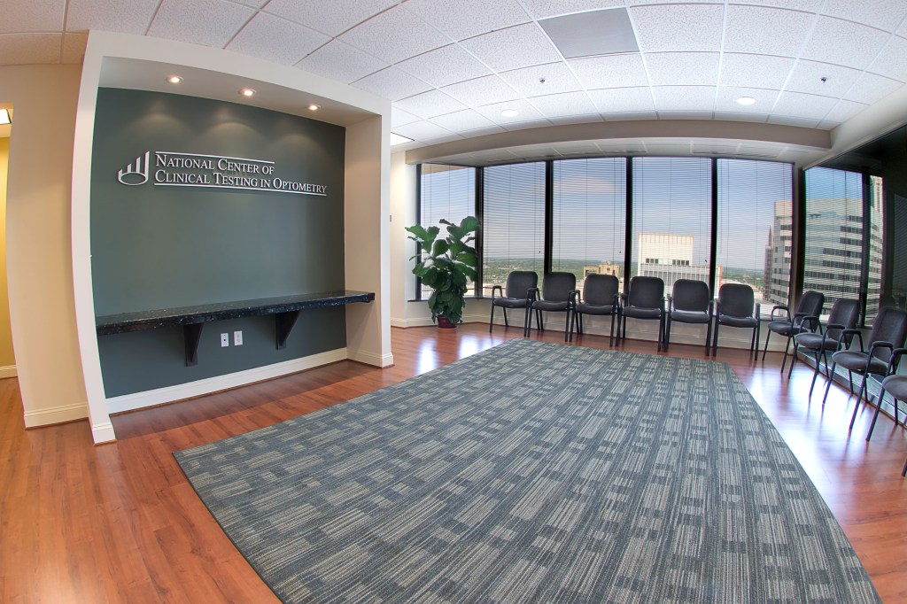 commercial real estate photography : lobby waiting room